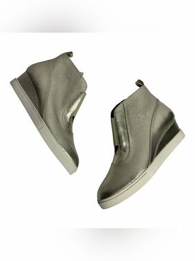 Linea Paolo Anna Gold Wedge Sneakers Women's Size 9